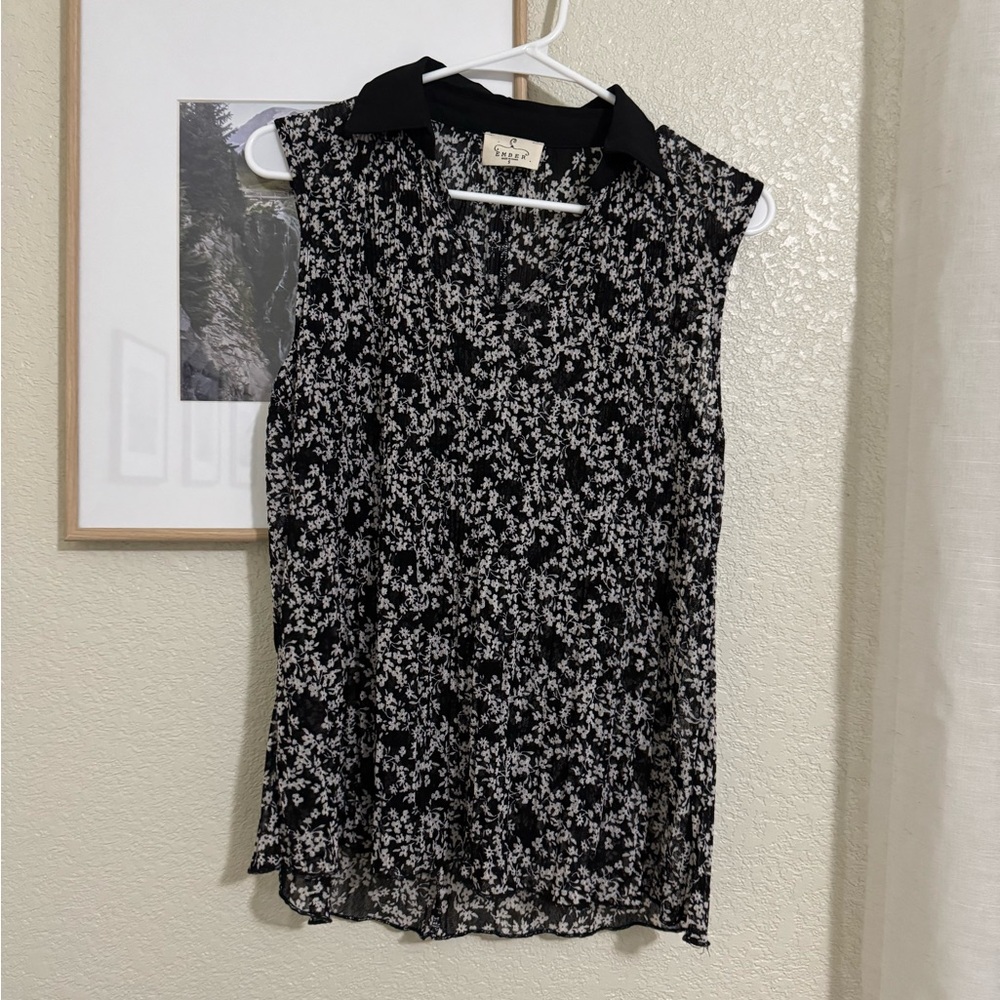 Ember Black and White Floral Sleeveless Blouse